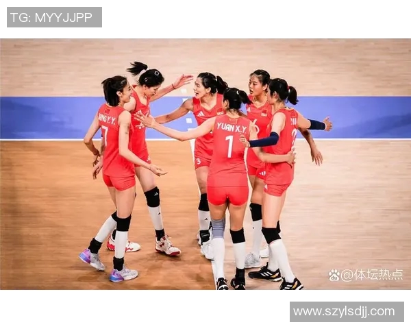 中国女排迎战乌克兰女排全力争胜展现拼搏精神与团队合作魅力