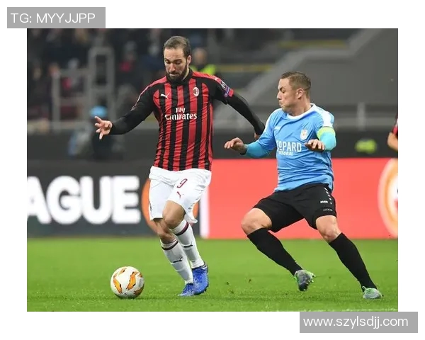 华沙与迪德朗日的精彩对决揭示足球战术与团队合作的魅力